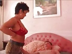 Asiaidd aeddfed - i 3