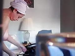 Modryb nude cam cudd