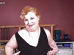 Mawr amatur nain gyda hoff tegan du